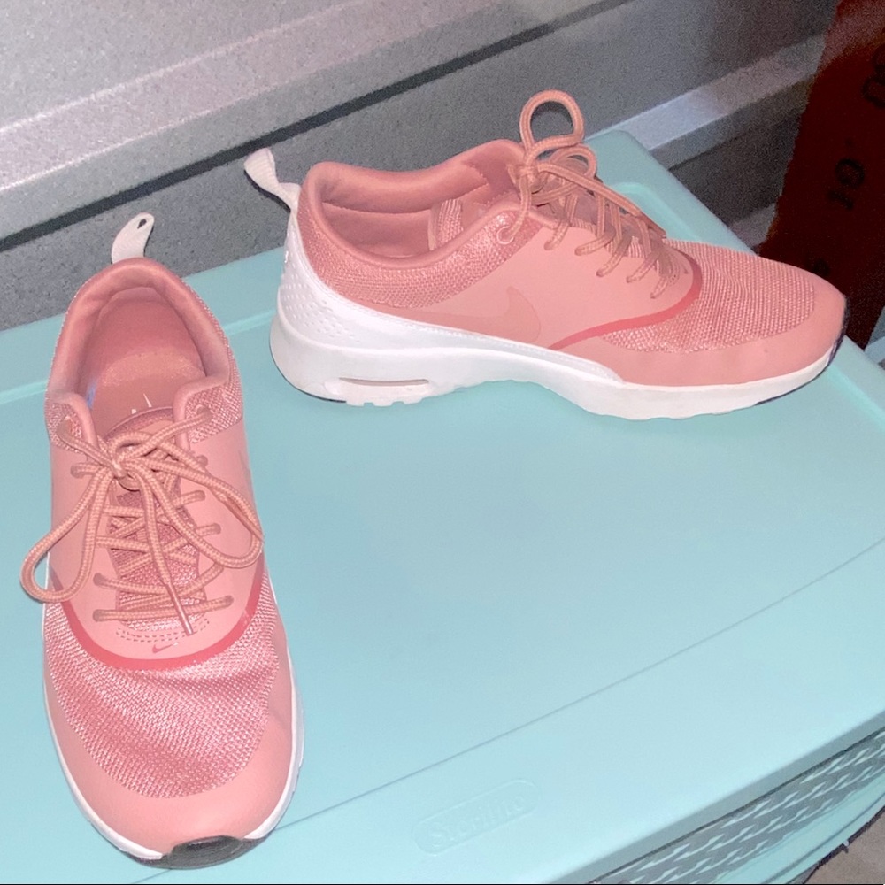 Nike Air Max Shoes